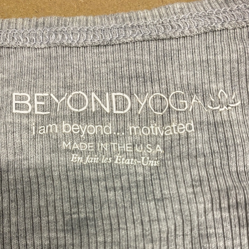 Beyond Yoga Top - Picture 13 of 16